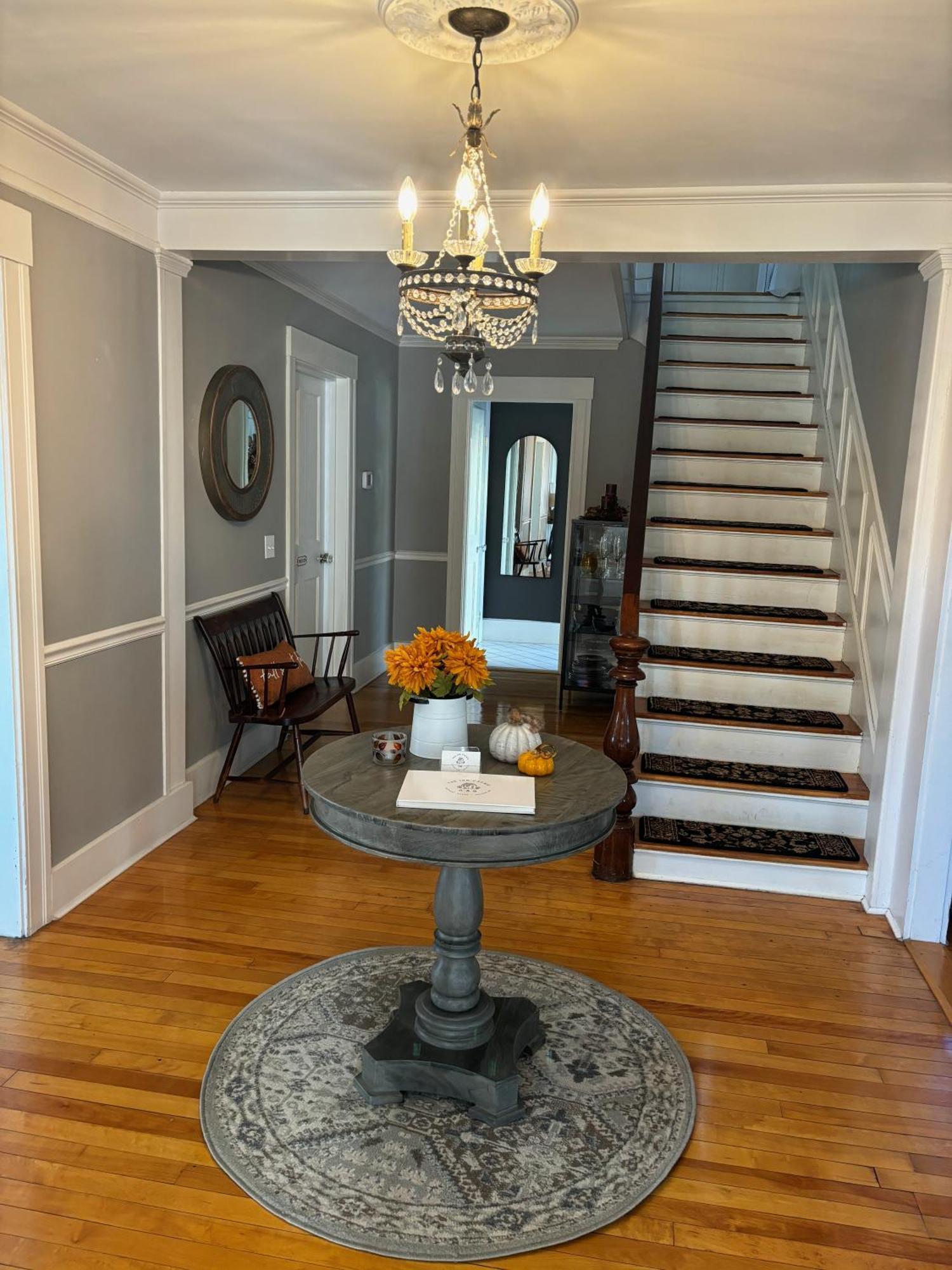 The Inn Crowd Bed And Breakfast Holden Экстерьер фото